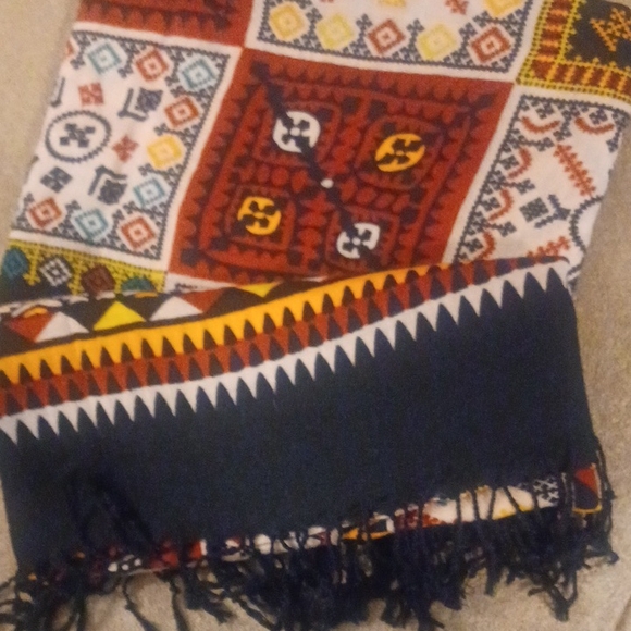 DX Dana XU Colorful Geometric Pattern Scarf - Picture 1 of 3
